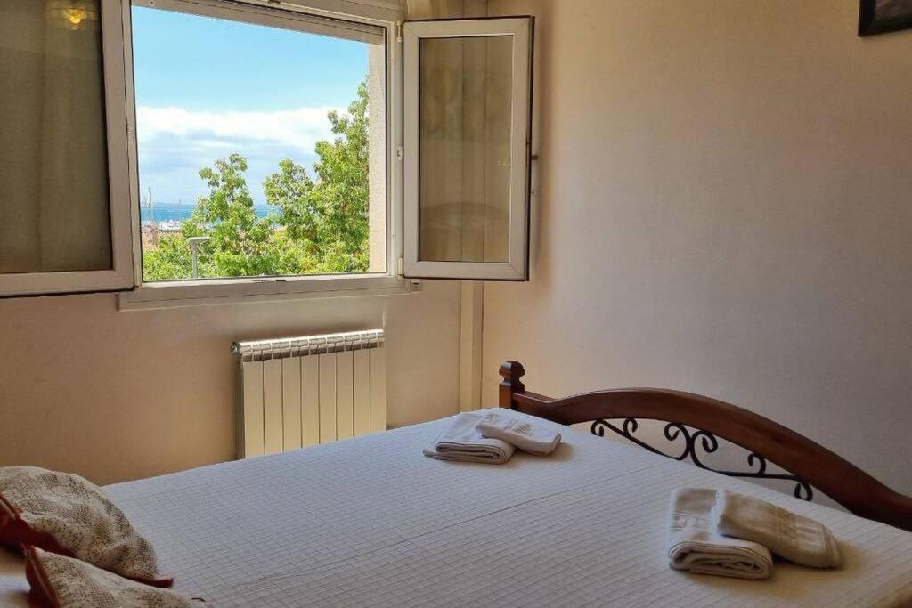 Ferienwohnung Piso En El Centro Con Vistas Al Mar Y Balcon Roses Exterior foto